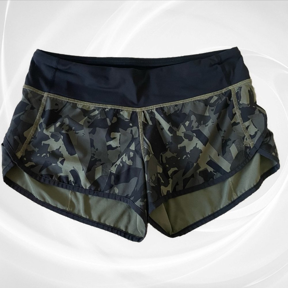 Lululemon Speed Short *4-way Stretch 2.5" Pop Cut Fatigue Green Black/Black - 4